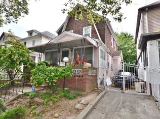 10974 202nd St, Saint Albans, NY 11412