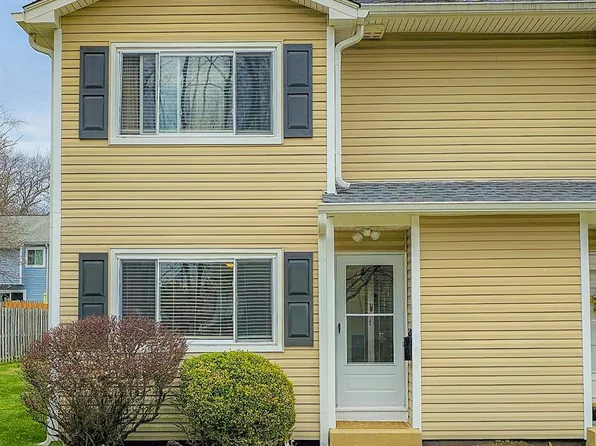 30 Davids Ct, Dayton, NJ 08810