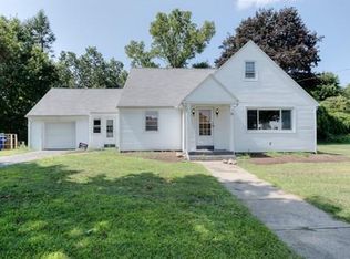 76 Primrose St, Springfield, MA 01151