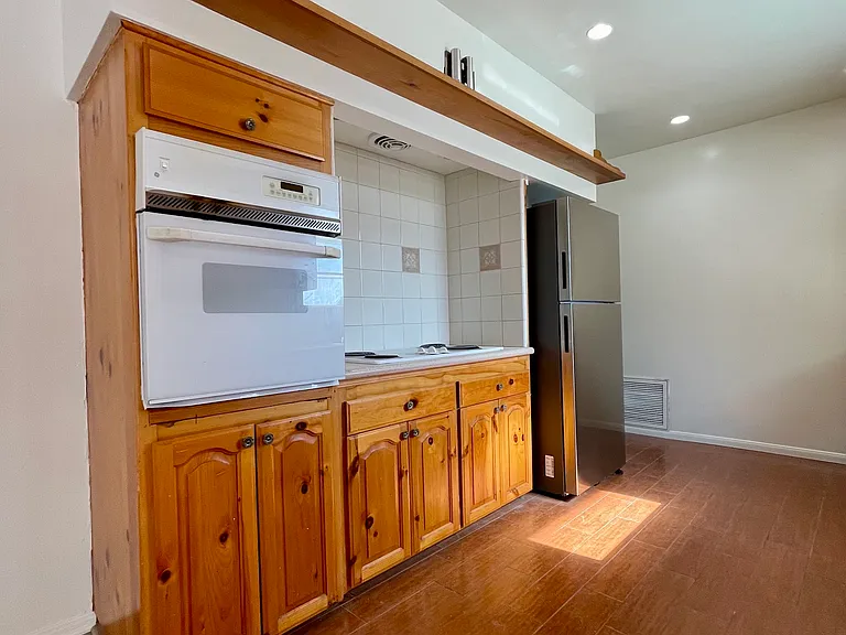 10244 Vista Camino — Photo 6
