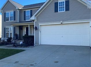 17195 Park Lane Dr, Strongsville, OH