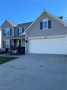17195 Park Lane Dr, Strongsville, OH, 44136