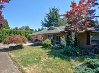 16500 SE Salmon St, Portland, OR 97233