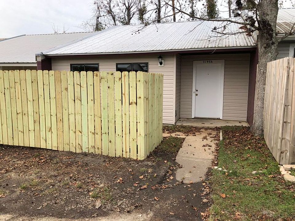 1st image of 3195 Diana Ln Unit 4