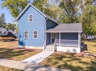 510 E Elm St, Chatsworth, IL 60921