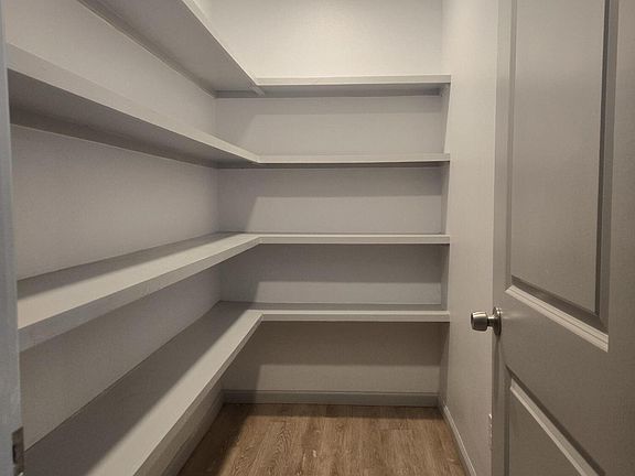 5th image of 2106 88th St