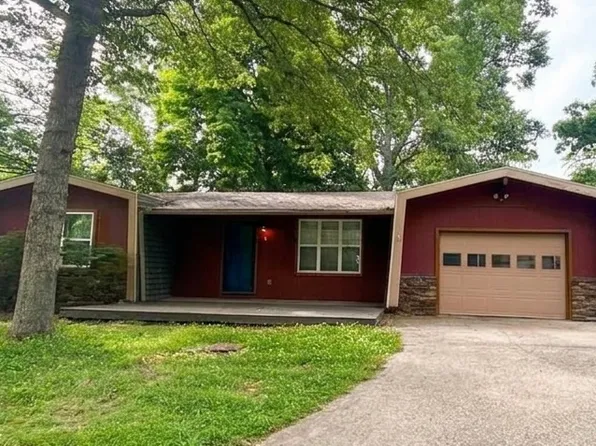 1 Easington Ln, Bella Vista, AR 72714