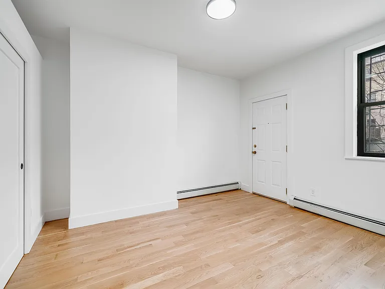 216 Jefferson St #2 — Photo 9