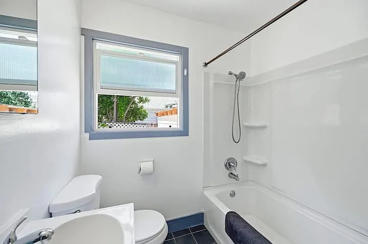 2290 Acacia Dr — Photo 18