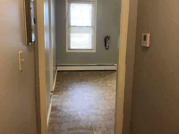 4th image of 41 West St APT 11