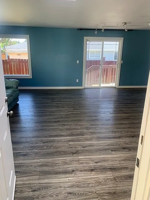 3 bed, 1560 sqft, $3,000 — Photo 4