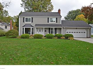 593 Wildbrook Dr, Bay Village, OH