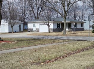 1701 N Allen St, Robinson, IL 62454