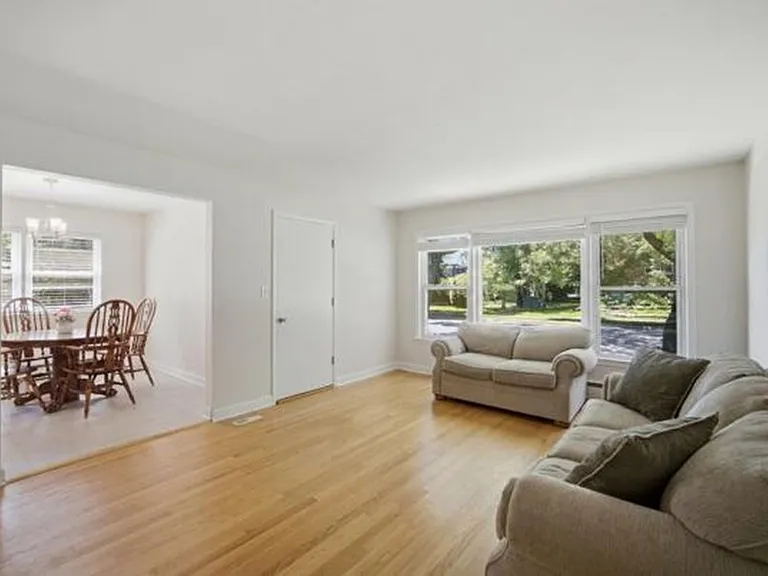455 S Northwest Hwy #1 — Photo 4