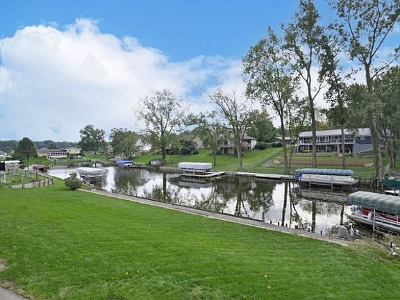 4th image of 29360 River Shore Est