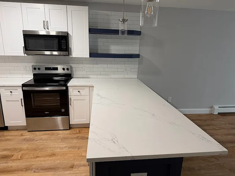 65 Oaklawn Ave #3 — Photo 4