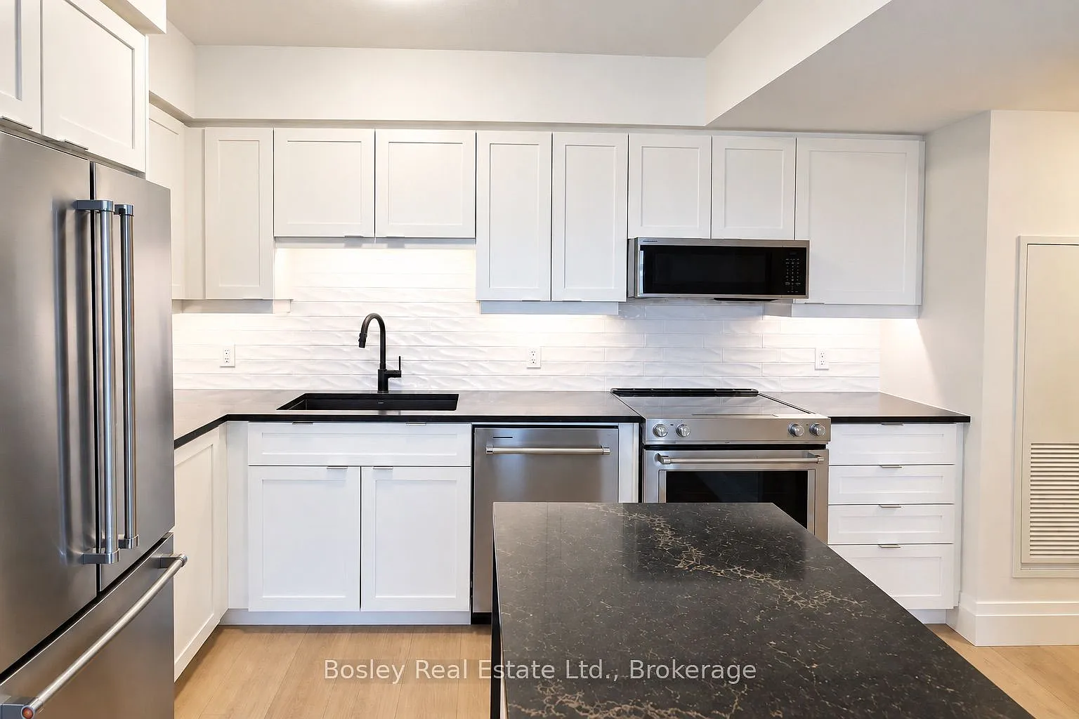 2 bed, $2,700 — Photo 1