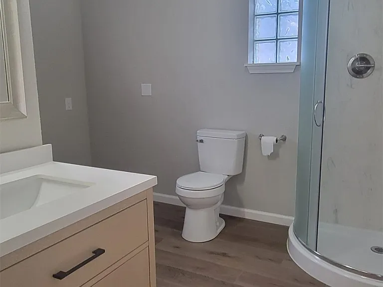 900 N Garfield Ave #1/2 — Photo 7
