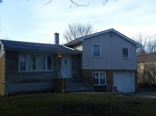 5950 Jefferson St, Merrillville, IN 46410