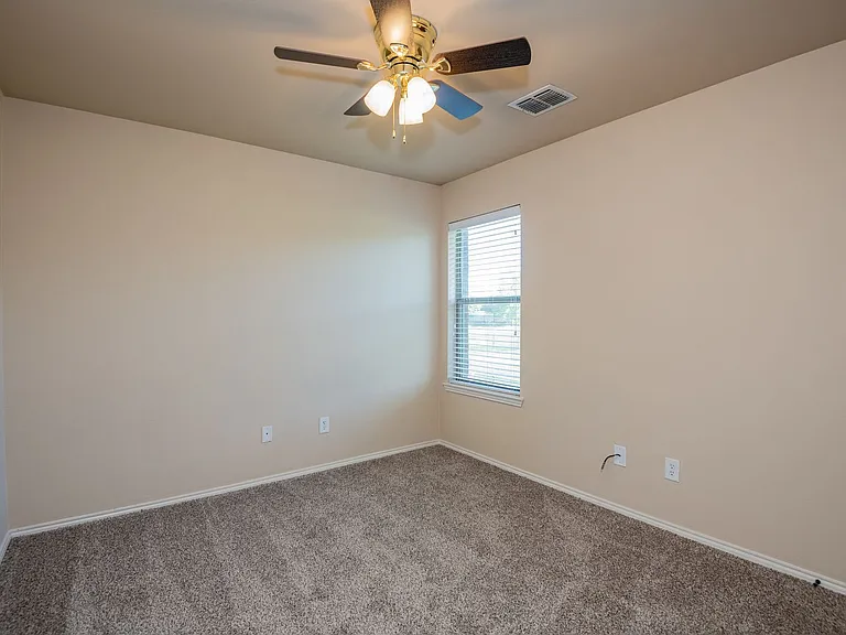 1426 Piedmont Dr — Photo 20