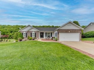 2358 Fairway Dr, High Ridge, MO 63049