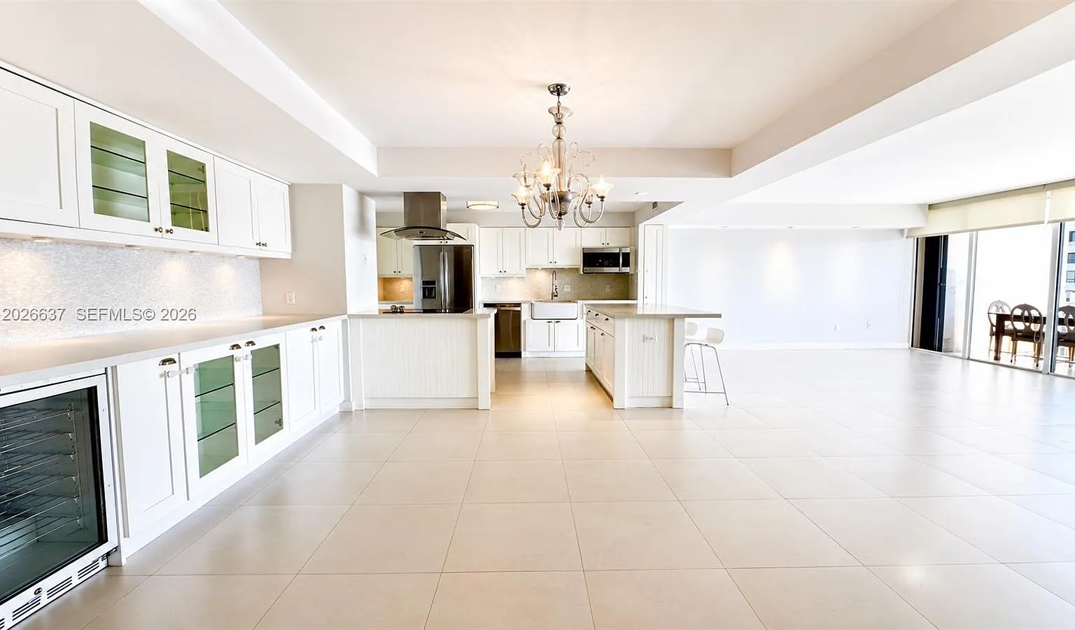 Grove Isle Condo — Photo 3
