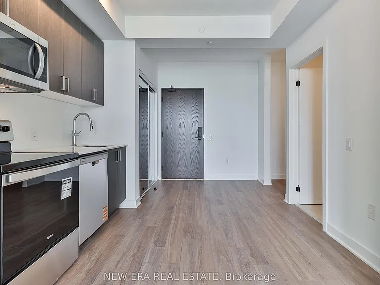 2782 Barton St E #1408 — Photo 8