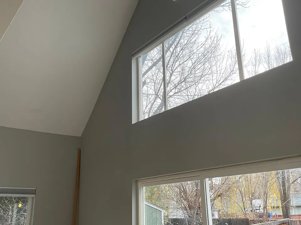 High ceilings in the living room.