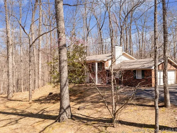 4469 Smith Road, Floyds Knobs, IN 47119