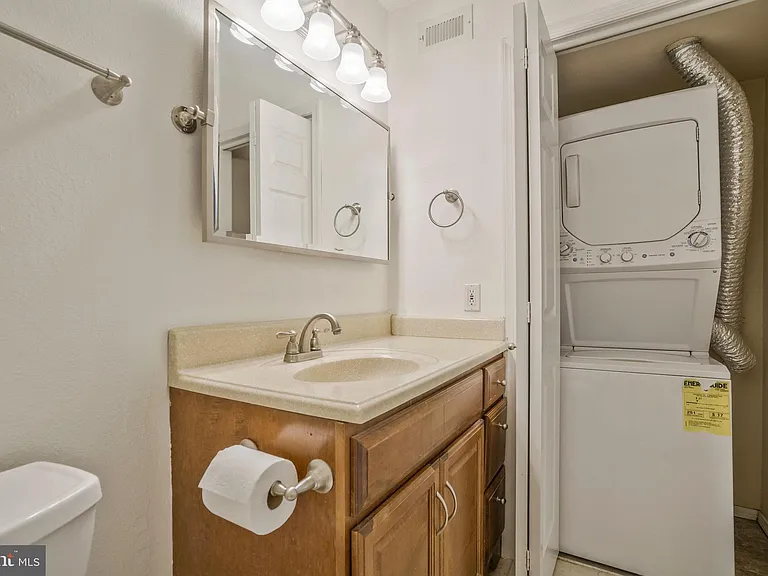 3308 Wyndham Cir #321 — Photo 18