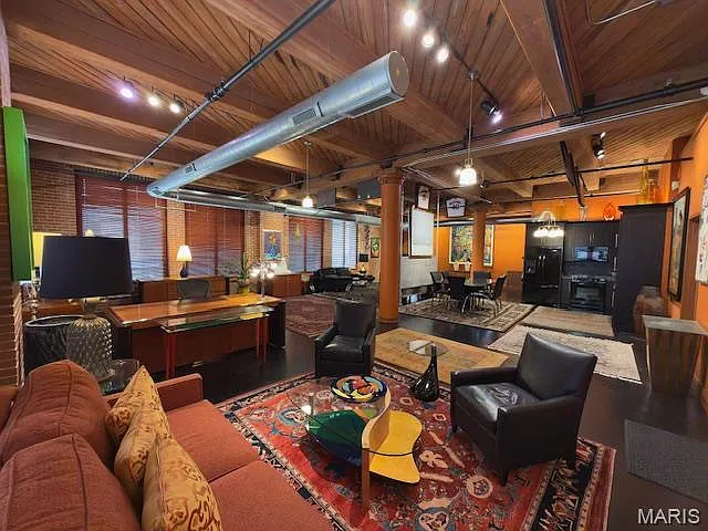 1101 Lucas Ave #200 — Photo 12
