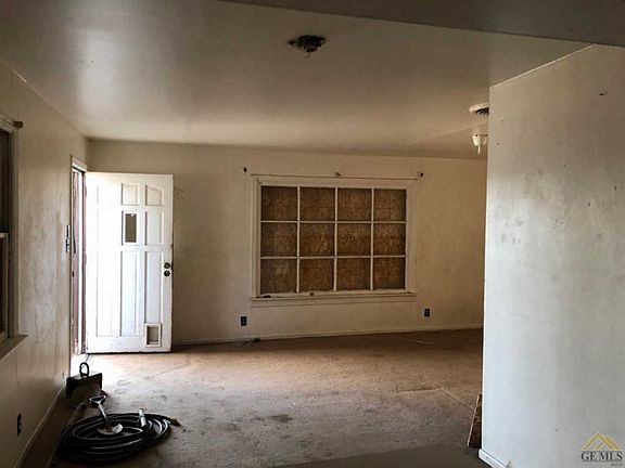4th image of 9815 Aim Ave
