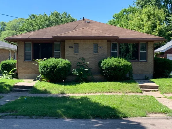 2213-2215 7th Ave, Rockford, IL 61104