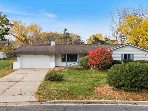 3017 McLeod St, Burnsville, MN 55337