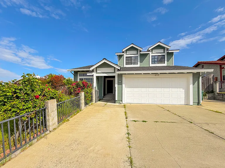 118 Meadowlark Way — Photo 1