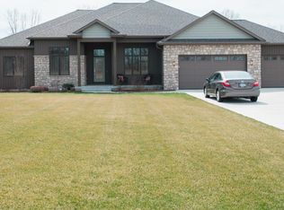 113 Stone Gate Dr, Battle Creek, MI 49015