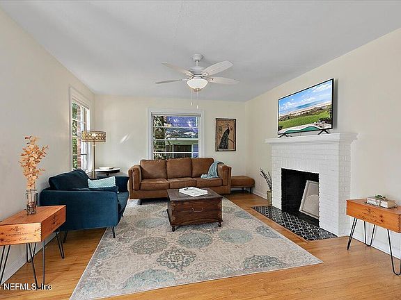 5th image of 3767 SOMMERS Street