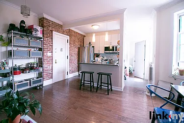 Rented by Link NY Realty