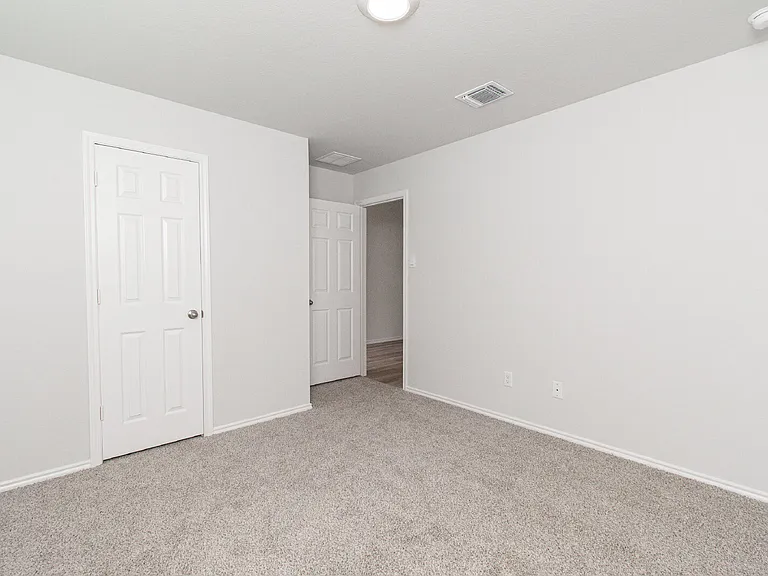 2342 Bee Creek Loop — Photo 13