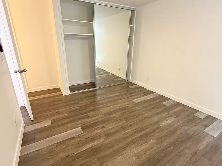 1617 N Poinsettia Place — Photo 16