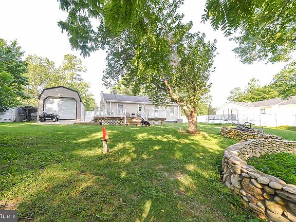 2nd image of 19734 Oak Ct