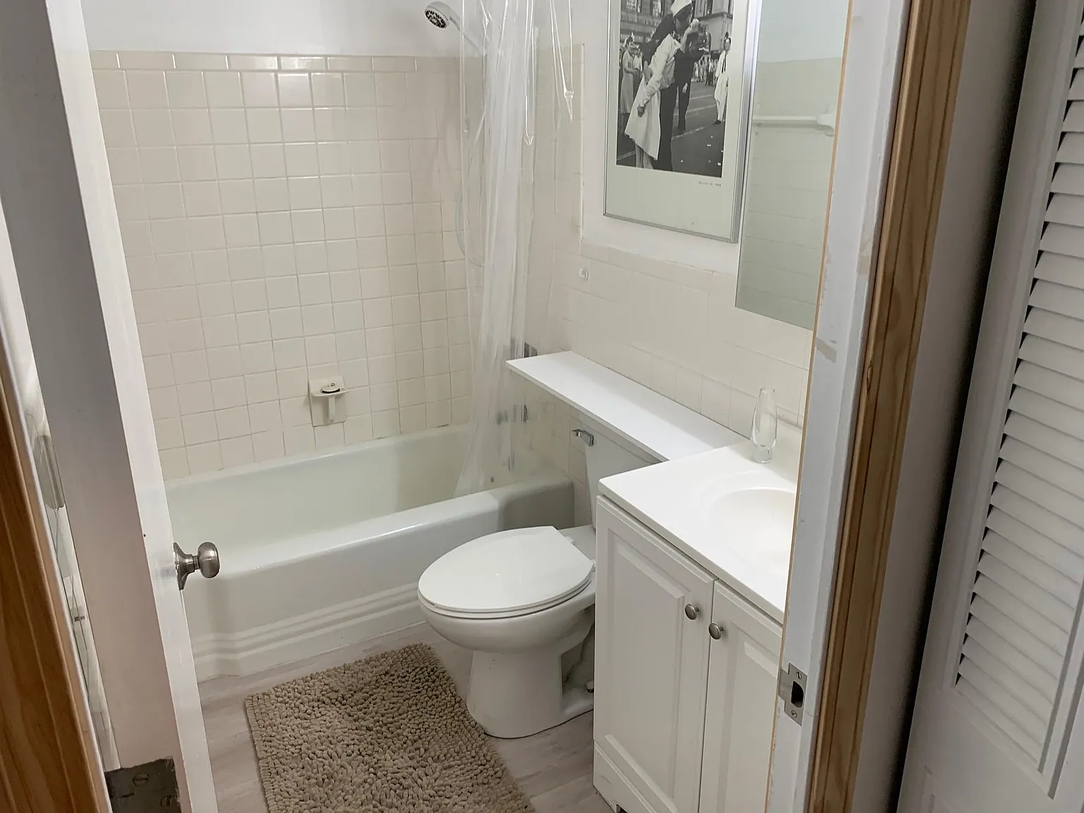 1 bed, 690 sqft, $1,300 — Photo 3