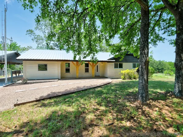 3825 Red Cedar Rd, Ardmore, OK 73401
