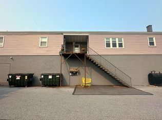 321 W Main St APT B, New Holland, PA 17557