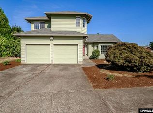 375 N 12th St, Independence, OR 97351