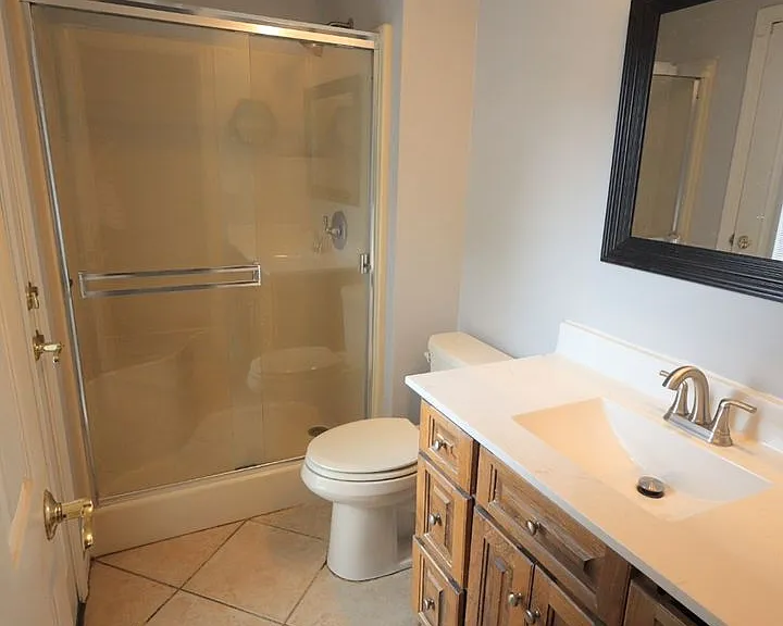 8231 Lake Terrace Dr — Photo 4