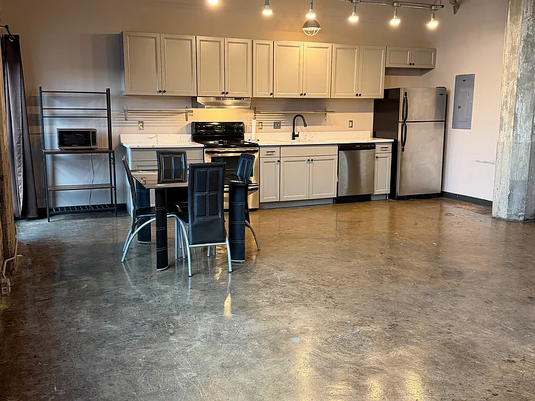 201 Hull St #41 — Photo 5