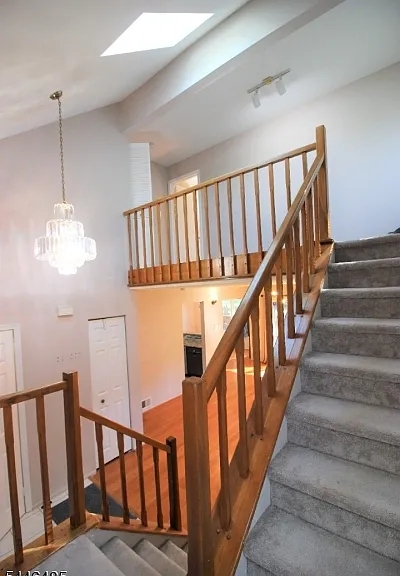 83 Winchester Way — Photo 16