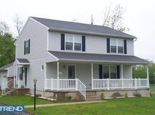 211 W Forestview Ave, Brookhaven, PA 19015