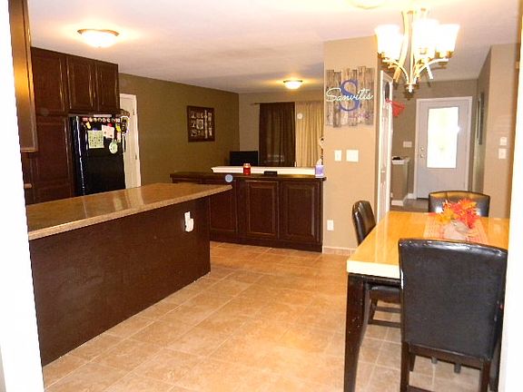 4th image of 2965 Sierra Dr